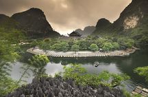 Full day tour Hoa Lu - Trang An and Mua Cave by Limousine
