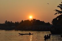 Backwaters Bliss: Cochin to Alleppey Escape