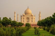 Pune to Taj Mahal and Agra Same Day Tour with Return Flights