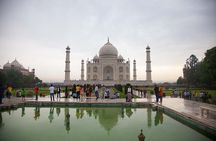  Taj Mahal Sunrise and Agra Overnight Tour from Pune With Flights