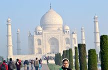 Taj Mahal Sunrise and Agra overnight Tour from Kochi with Flights