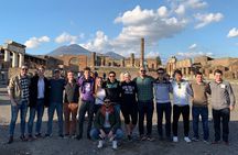 PompeiI Exclusive Tour with your Archaeologist in a Small Group 