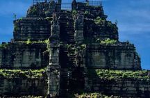Siem Reap: Overland to Preah Vihear, Koh Ker temple 