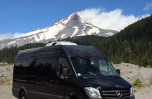 Mt Hood Waterfall Tour with Lunch and Wine Tasting