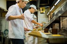 Tokyo Tsukiji Fish Market with Fish Tasting (90min Walking Tour)