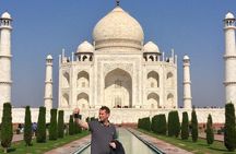 Same Day Taj Mahal Sunrise and Agra Fort Tour from Delhi by Car: All Inclusive 