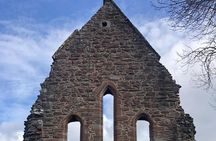 Legendary Loch Ness and Urquhart Castle Tour
