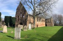 Legendary Loch Ness and Urquhart Castle Tour
