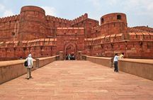 Private Taj Mahal Tour by Fastest Train from Delhi