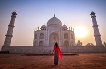 Private Taj Mahal Tour by Fastest Train from Delhi