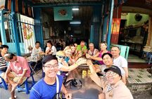 Ho Chi Minh city Street Food by scooter tour | female driver