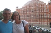 Jaipur Tour From Delhi By Private Car with Guide and Lunch 