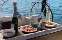 Barcelona Sunset Cruise with Light Snacks and Open Bar