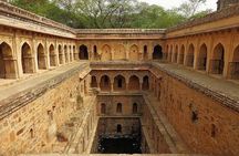 Mehrauli Archaeological Park Guided Walking Tour in Delhi
