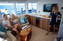 Great Barrier Reef Cruise - Gold Class VIP Lounge Package