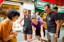 Tokyo Tsukiji Fish Market with Fish Tasting (90min Walking Tour)