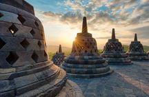 Yogyakarta: Sunrise at Setumbu & Borobudur Temple & Mount Merapi 