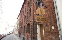 Torun Living Museum of Gingerbread and Old Town Private Walking Tour