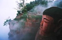 Leshan Giant Buddha and Huanglongxi Ancient Town Day Trip