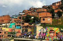 City tour in Medellin + Commune 13 + Metro and Metrocable