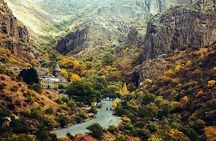 Private Guided Tour to Garni, Geghard, Sevan on Comfortable Cars