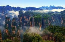 1-Day Private Zhangjiajie Tour to Avatar Mountain & Glass Bridge