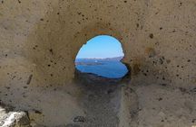 Santorini Private Romantic Tour with Dinner & Wine Tasting