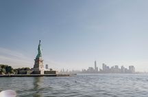 Statue of Liberty and Ellis Island Guided Tour with Ferry
