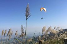 Hanoi Sky Tour: Paragliding