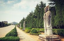 Private Day Tour: Qianling Mausoleum and Famen Temple