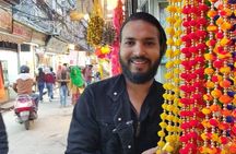 Old Delhi Tour by foot & tuk tuk. Meal & Snack included. 