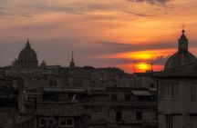 Sunset in Rome Sightseeing and Piazzas with appetizer
