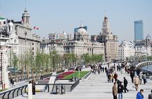 Coach Day Tour: Classic and Modern Shanghai with Lunch