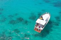 All-Inclusive: Snorkel, Beach, and Relax on a Classic Charter