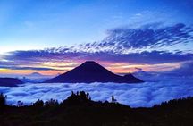 Sikunir Sunrise & Dieng Plateau Start Yogyakarta