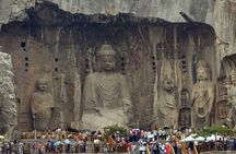 Private tour to Longmen Grottoes and Shaolin from Xi'an by train