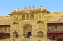 Jaipur: Jaipur City Day tour with Guide by car