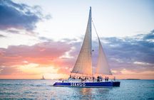 Key West Sunset Sail: Dolphin Watching, Wine, and Tapas