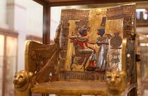 Female Guided Pyramids, Museum & Bazaar Private Tour