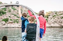 Private boat trip Chania - Thodorou - Lazaretta (price per group-up to 9 people)