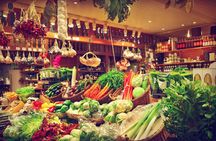 Market tour and lunch or dinner at a local's home in Civitavecchia