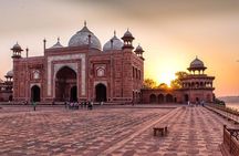 Taj Mahal Entrance Ticket With Optional Add-Ons