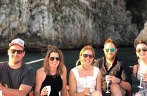 Small Group Boat Tour: Discover the Amalfi Coast from Positano