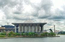 Amazing 8 Attractions Half-Day Putrajaya City Tour