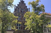 Get the best out of Delft by creating memories during our private walking tour!