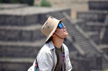 Small VIP Group: Teotihuacan Pyramids and Shrine of Guadalupe with lunch