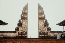 Bali Instagram Tour: Lempuyang - Besakih - Tirta Gangga (Private)