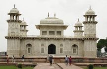 2-Day Agra Fort and Taj Mahal Guided Tour from Delhi Airport