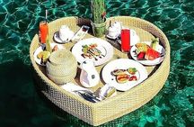 Bali romantic floating breakfast - jungle swing - monkey forest - Ubud art shop.