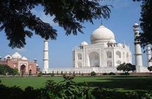 Taj Mahal Agra Fort and Baby Taj One Day Guided Tour From Delhi